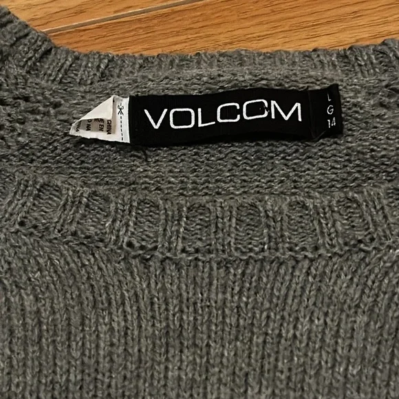 Volcom Sweater - Picture 4 of 6